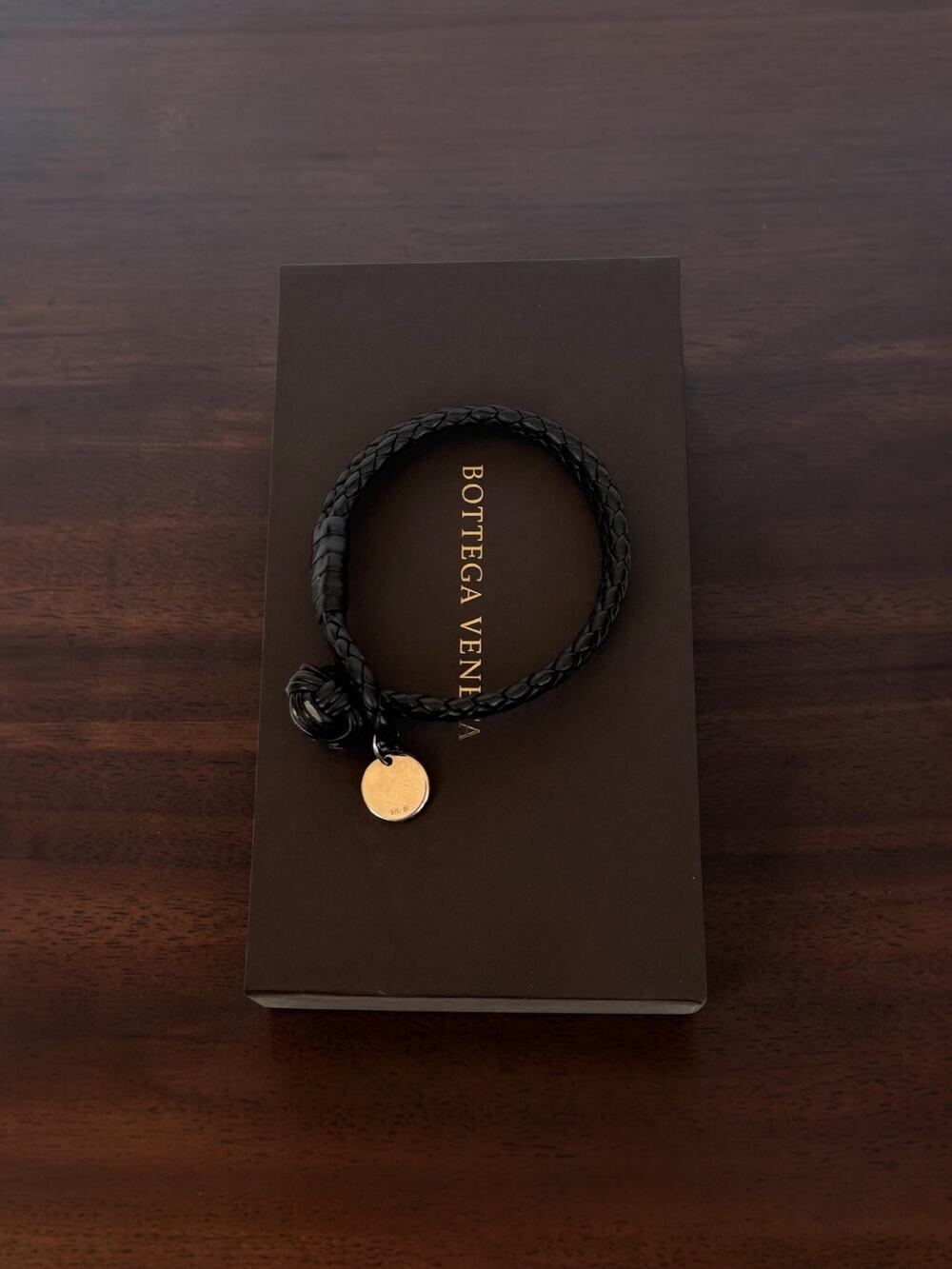 Bottega Veneta Mens Intrecciato Knot Leather Bracelet Black 925 Silver